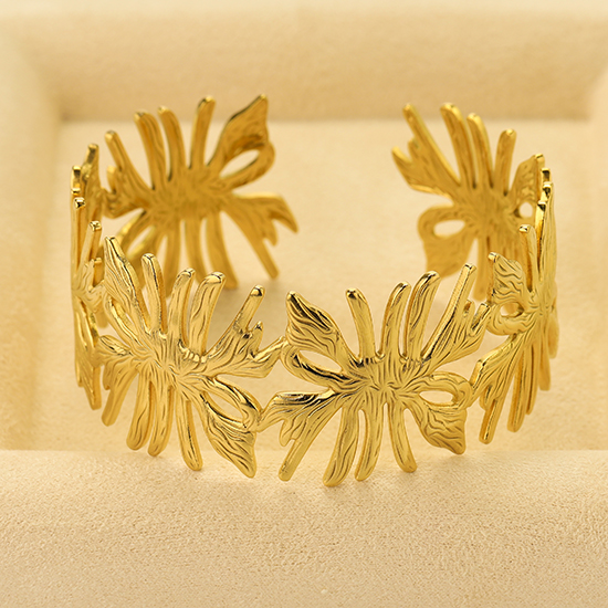 golden cuff bracelet 